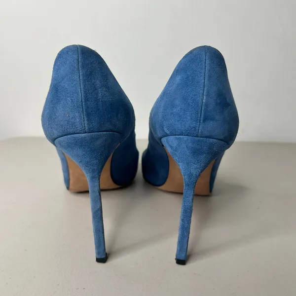 Manolo Blahnik BB Blue Suede Pumps Size 42 - Image 4