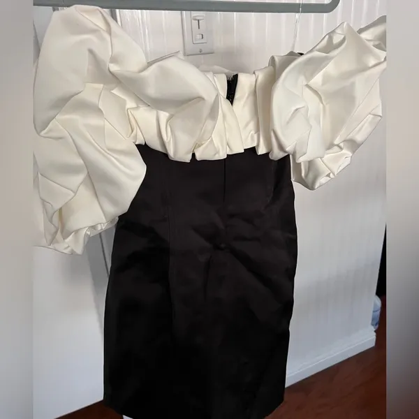 BABYBoo Off-Shoulder Black & White Ruffle Mini Dress S - Image 12