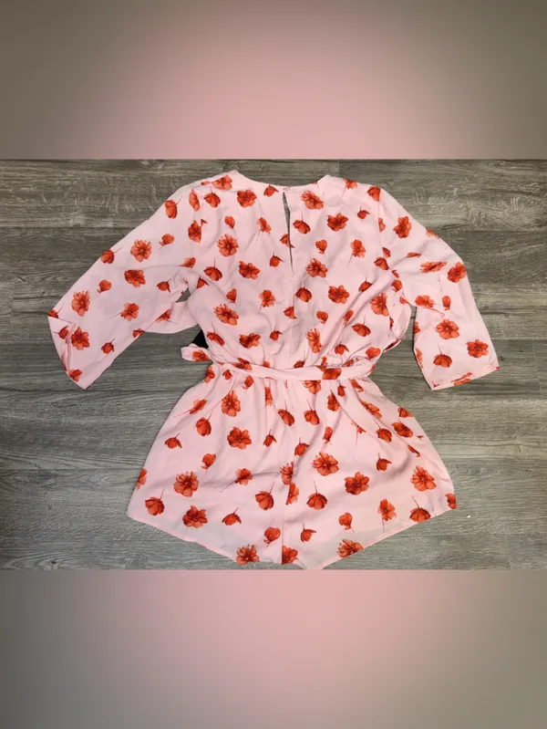 NWT Lulus Pink Red Floral Wrap Tie Waist Romper Size S - Image 4