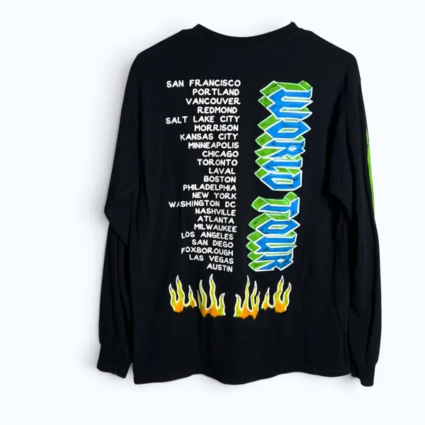 Billie Eilish 2019 World Tour Long Sleeve Shirt Mens M Black Flame Car Merch - Image 2