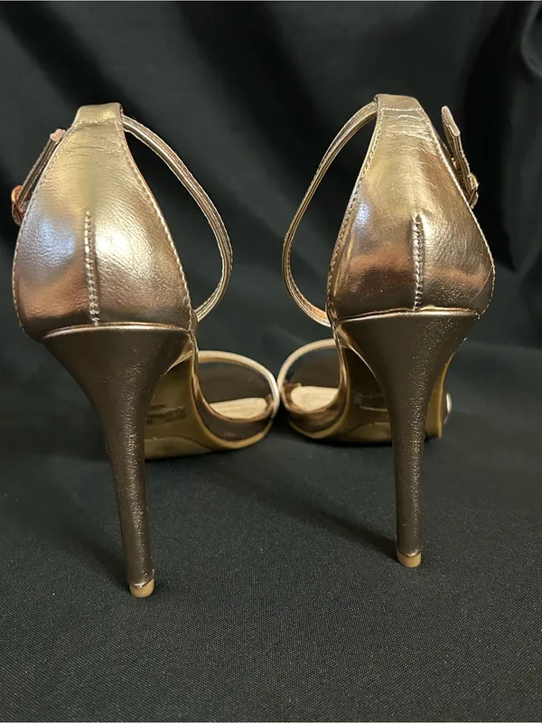 Lulu's Rose Gold Strappy Ankle-Strap Spiked Heels SZ 8.5 - Image 8