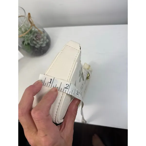 Cute NWOTs Women’s Purse White - Image 8