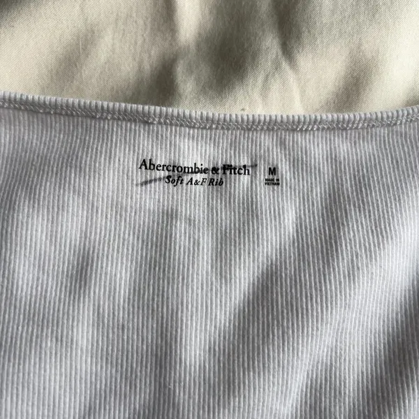 Abercrombie White long sleeve hook and eye bodysuit - Image 2