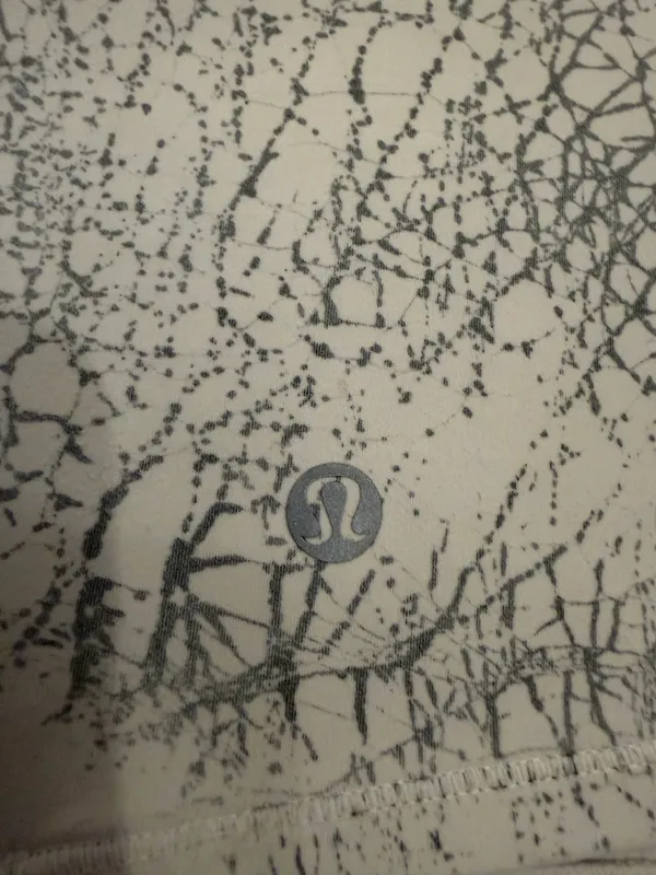 Lululemon Top Long Sleeve - Image 4