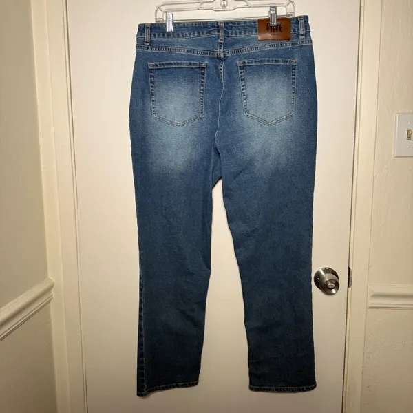 Frye Classic Blue Women's Jeans Size 31/12 - Image 5