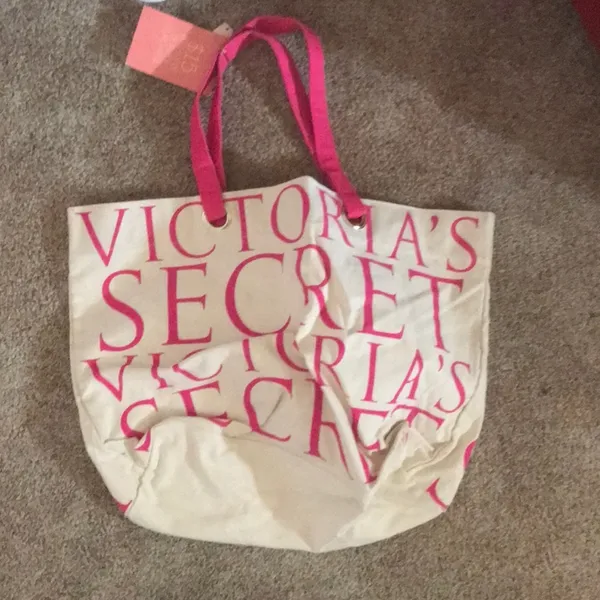 Victoria secret bag new 😘❤️ - Image 2
