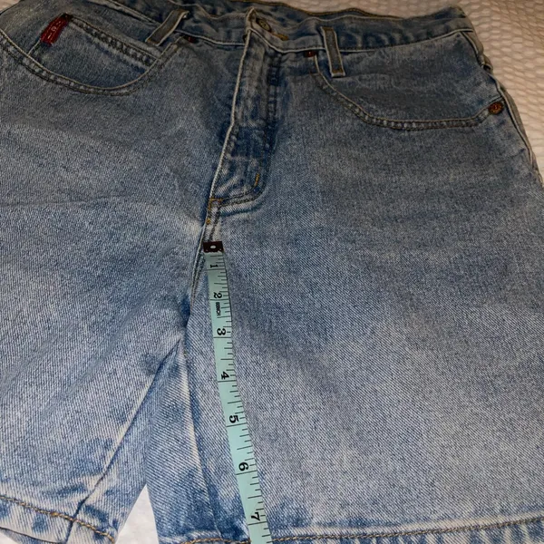 Vintage L.E.I. Light Blue Jean Shorts Size Medium - Image 6