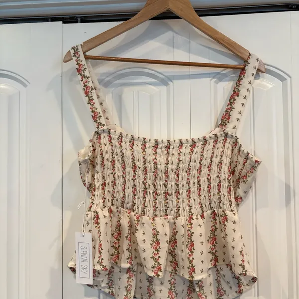 Sienna Sky Ivory Floral Lace Up‎ Tank Top Size XL - Image 2