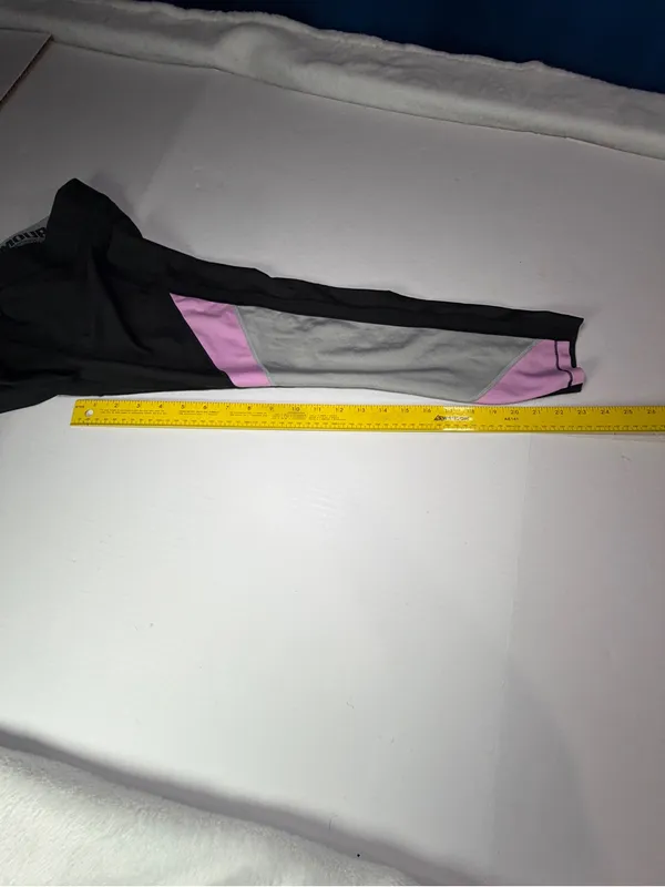 Under Armour Black Leggings with Light Gray Branded Waistband - Image 3