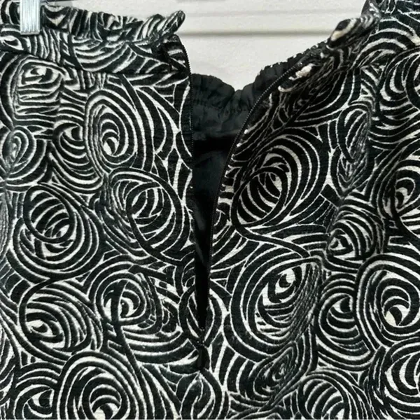 Anthropologie elevenses printed skirt Size 4 - Image 8