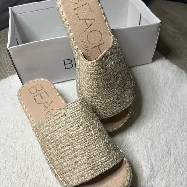 Beach tan Platform Slides Size 6 - Image 6