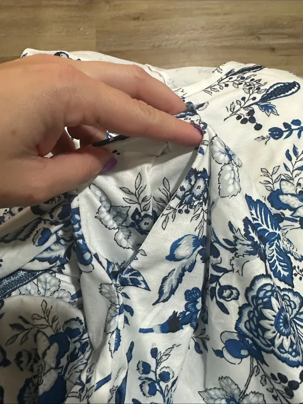 Women’s ' White and Blue Floral Dress - Image 2