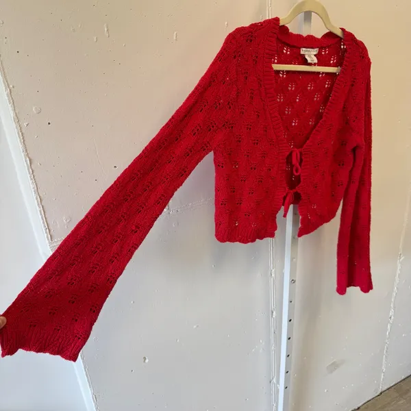 Sincerely‎ Jules Red Pointelle Knit Tie Front Cropped Cardigan Sweater Medium - Image 3