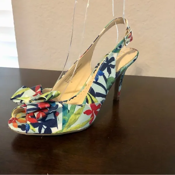 Kelly & Katie Floral Heels Open Toe with Bow Size 6 - Image 2