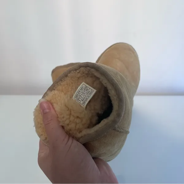 UGG Classic Short II Boots in Stone Size 5 - Image 8