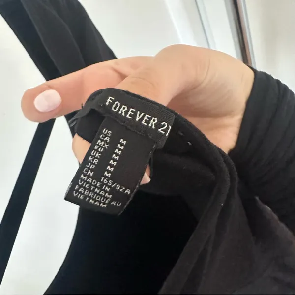 Forever 21 Black Long Sleeve Top - Image 3