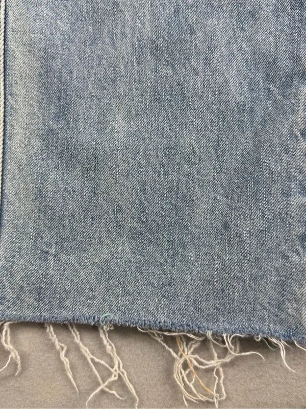Judy Blue 90s Straight Jeans 3/26 High Rise Distressed Raw Hem Light Wash - Image 5