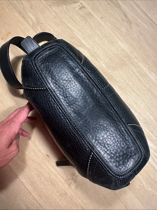Coach Y2K SoHo Duffle Shoulder Bag - Image 6