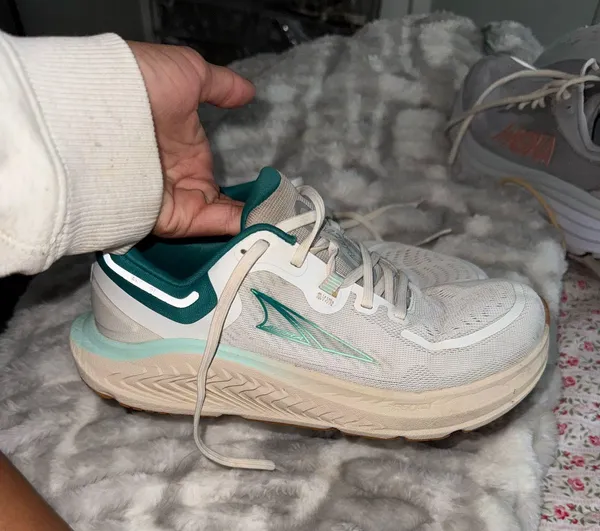Altra Tennis shoes Gray Size 7 - Image 2