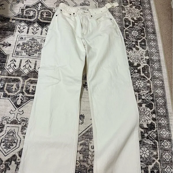 Abercrombie Jeans! - Image 3