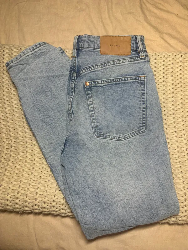 H&M Mom Jeans - Image 2