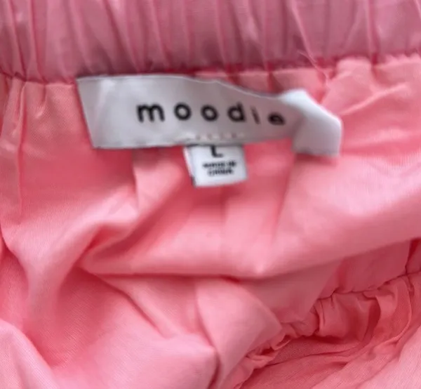 VICI | Bright Pink Ruffle Dress - Image 4