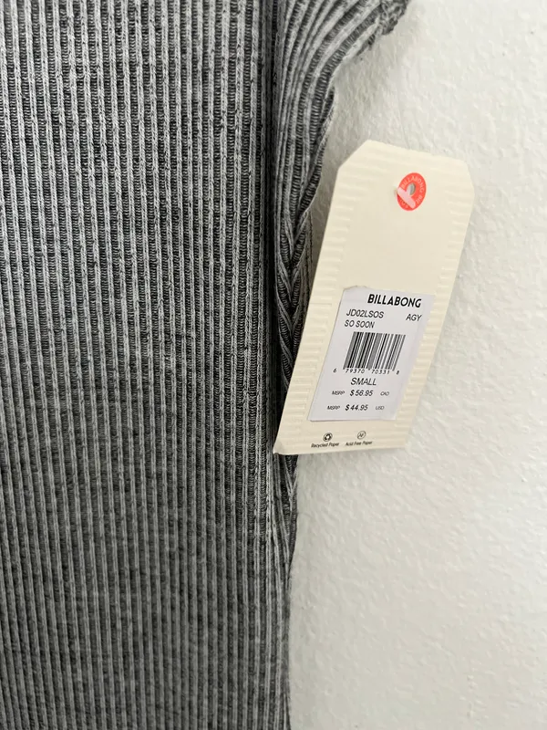 Billabong NWT Midi Grey Dress -size Small - Image 5