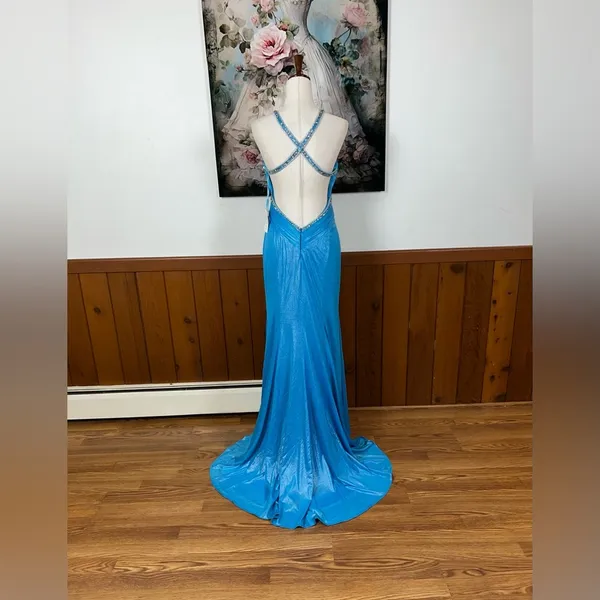 Stunning New Boutique Sample Pageant/Prom Gown! - Image 5