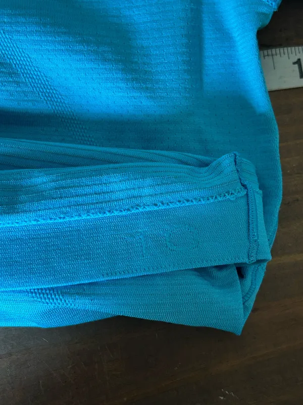 Lululemon Swiftly Tech 2.0 Cropped Shirt turquoise size 8  - Image 3