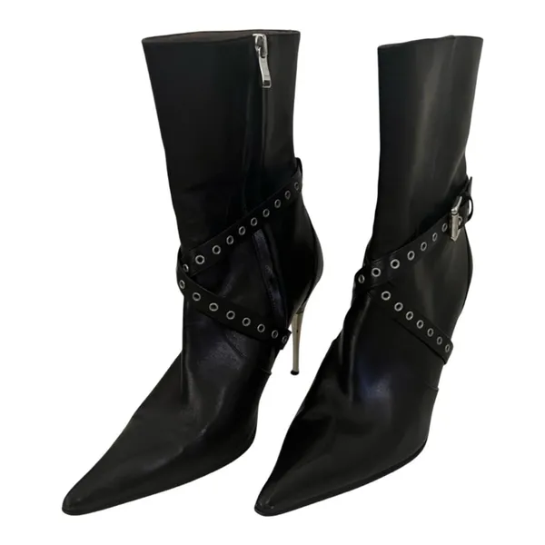 L’idea by Lori Women’s black leather ankle boots Size 38 - Image 2