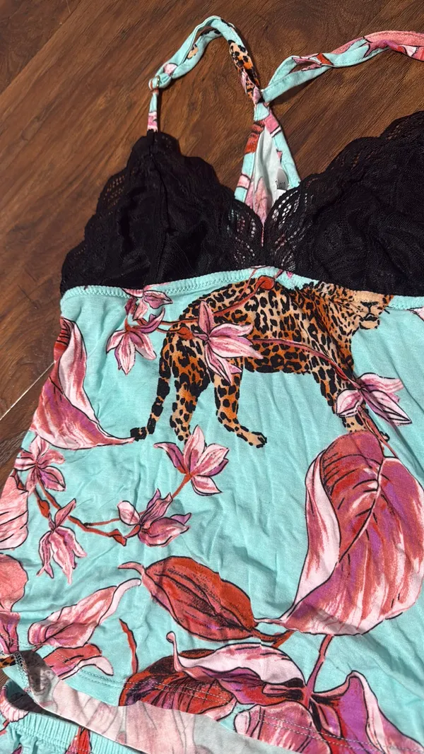 Walmart Pajama Set Leopard - Image 3