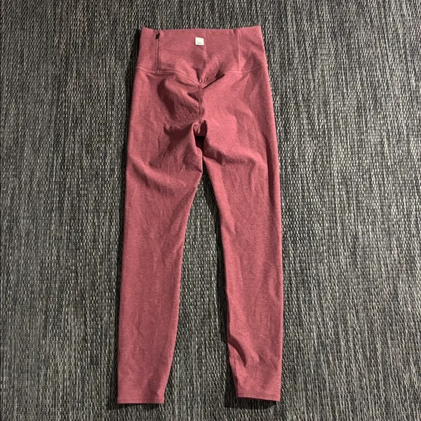 Vuori clean elevation legging - Image 2