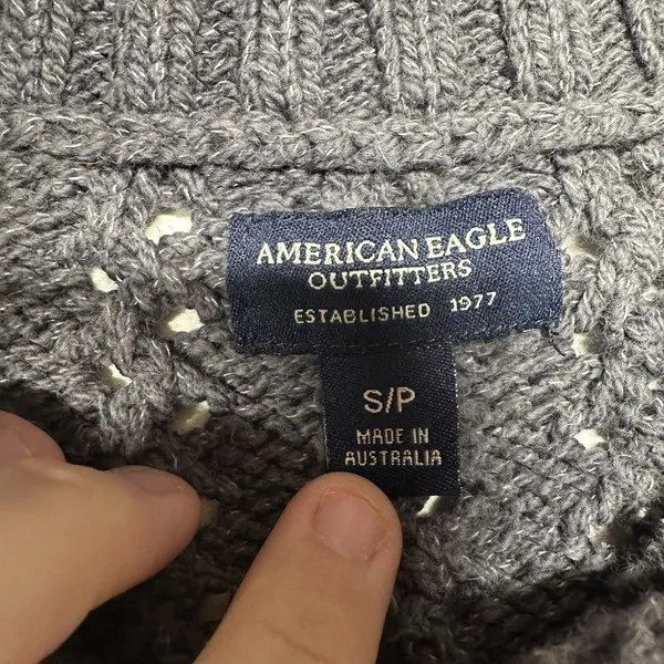 American Eagle Women’s Chunky Knit Cardigan Sweater Button Front Size Small - Image 6