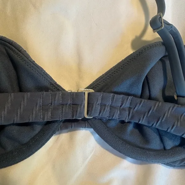 Abercrombie and Fitch bralette bikini top size small - Image 3