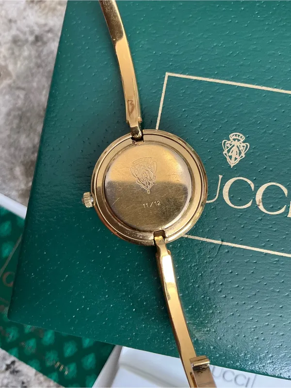 Gucci DRESSY Bangle Watch set with Interchangeable bezels❤️‍🔥❤️‍🔥❤️‍🔥 - Image 6