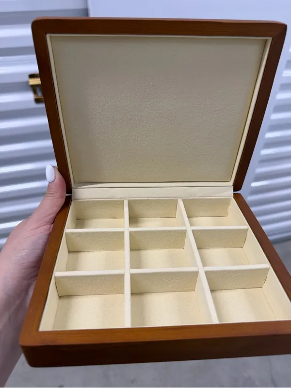 Wooden Jewelry or Keepsake Box in Warm Honey Brown‎ - Image 2