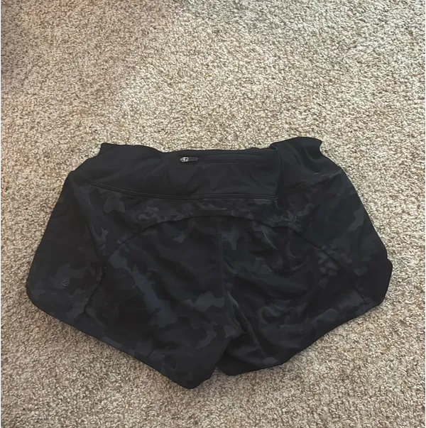 CRZ Yoga camo shorts - Image 2
