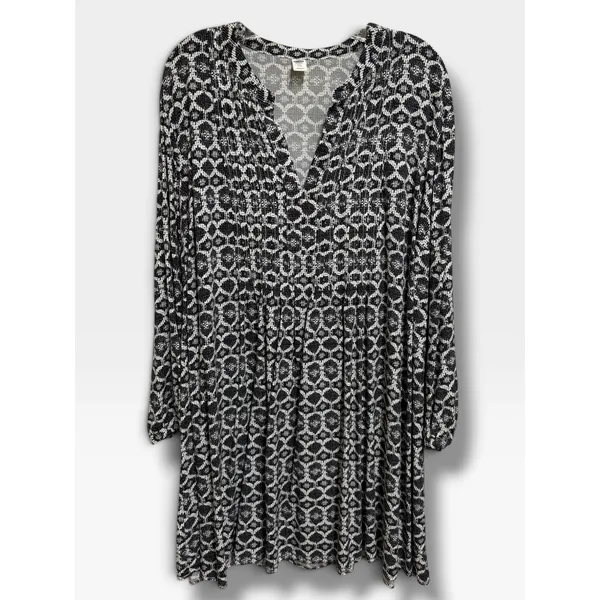 Old Navy XXL Black White Geometric Swing Dress Long Sleeve V Neck Rayon - Image 3