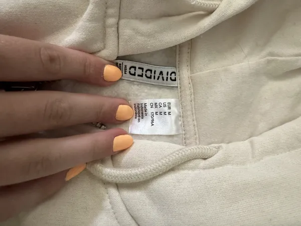 H&M Cropped Zip Up Hoodie - Image 3