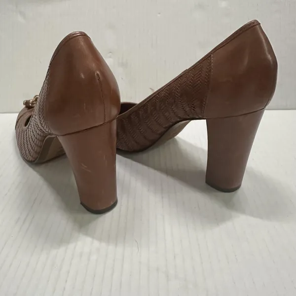 Antonio Melani Tassel Pump‎ Shoes Womens 9 Brown Leather Block Heel Round Toe - Image 6