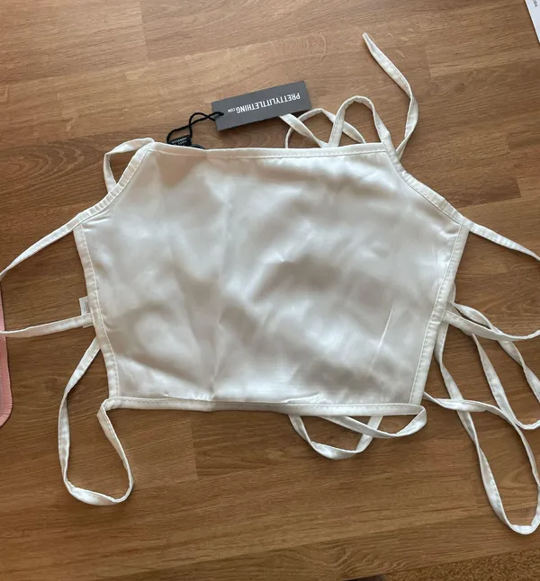 Pretty Little Thing NWT Satin Backless Strappy Crop Top - Image 3