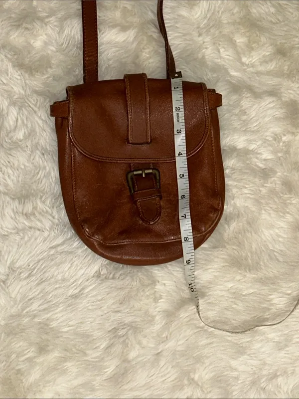 Vintage Leather & Co Classic Brown Leather Satchel - Image 6