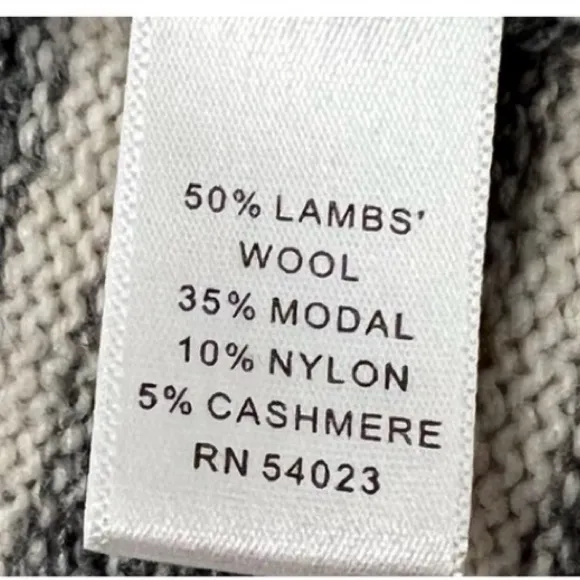 Banana Republic Wool/Cotton blend Gray Striped Cardigan S - Image 11