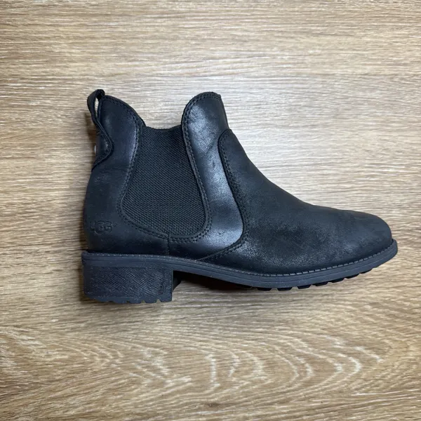 UGG Bonham Chelsea Boots Women's 6.5 Black Leather Wool Lined Water Resistant - Image 10