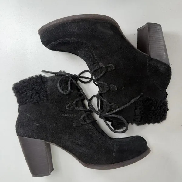 UGG 10 Analise Ankle Boots Black Suede Shearling Lace Up Stacked Heel Booties - Image 3