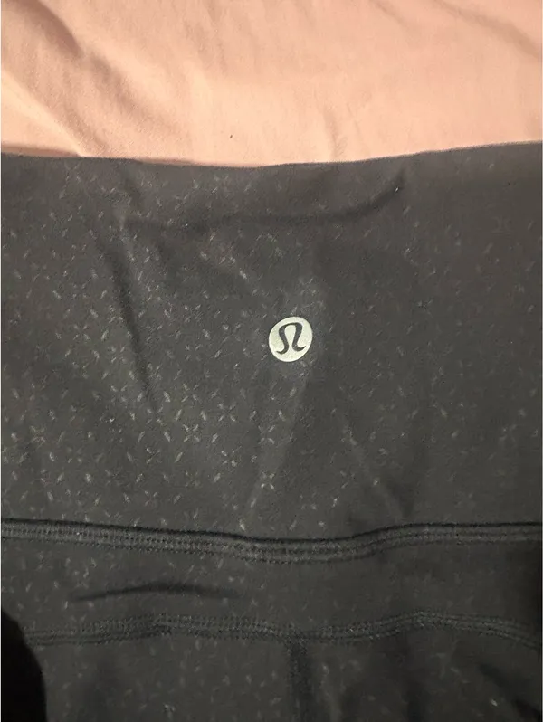 Flare Lululemon Leggings - Image 3