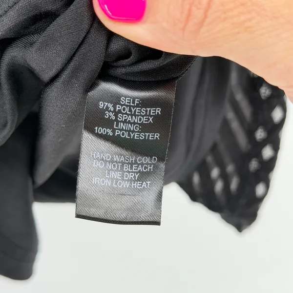 Lulus Black Sleeveless V-Neck Textured Fit and Flare Mini Dress Large LBD - Image 4