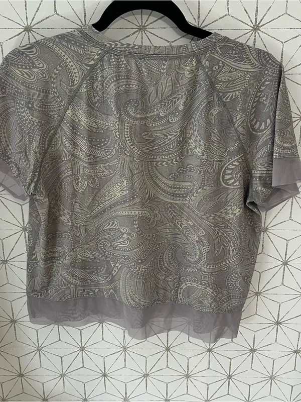 Lululemon Paisley Tee - Image 5