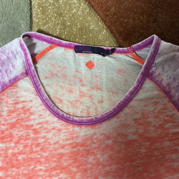 Prana Burnout Raglan Baseball‎ T-Shirt Womens Medium Coral Purple Sporty Active - Image 2
