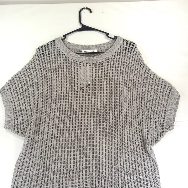 Women's Grey Open Knit Crochet Short Sleeve Sweater Top Small NEW with tags - Image 8